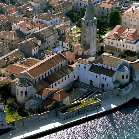 Romeo And Juliet With Balcony And Sea View Poreč