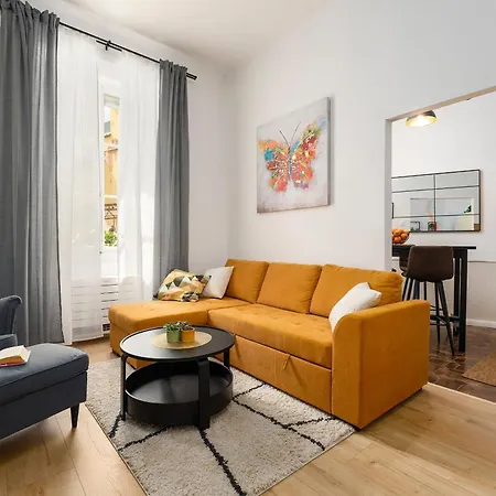 Apartment Romeo And Juliet With Balcony And Sea View Poreč