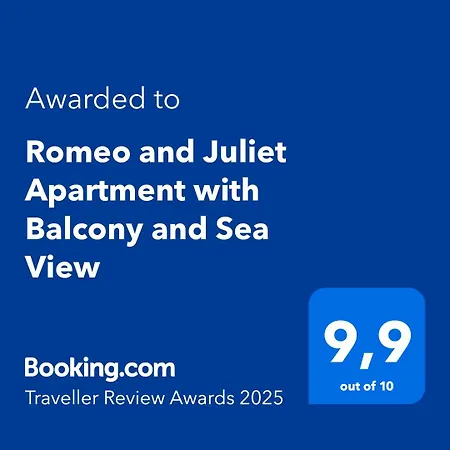 Apartman Romeo And Juliet With Balcony And Sea View Poreč