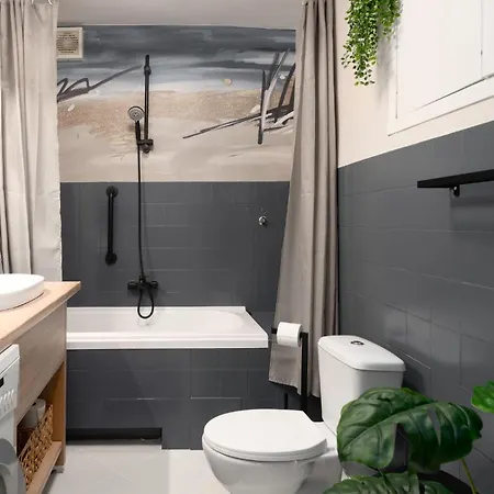 Romeo And Juliet With Balcony And Sea View Apartman